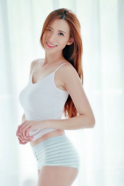 父亲喜欢女儿闺蜜的韩剧叫什么